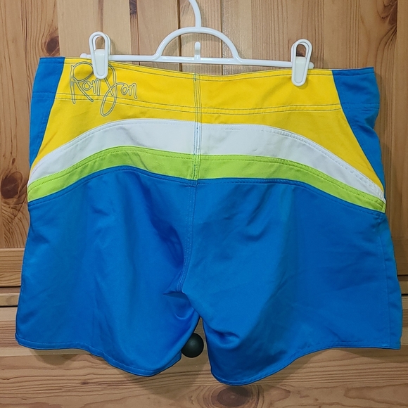 Ron Jon Ladies Board Shorts - Picture 4 of 7